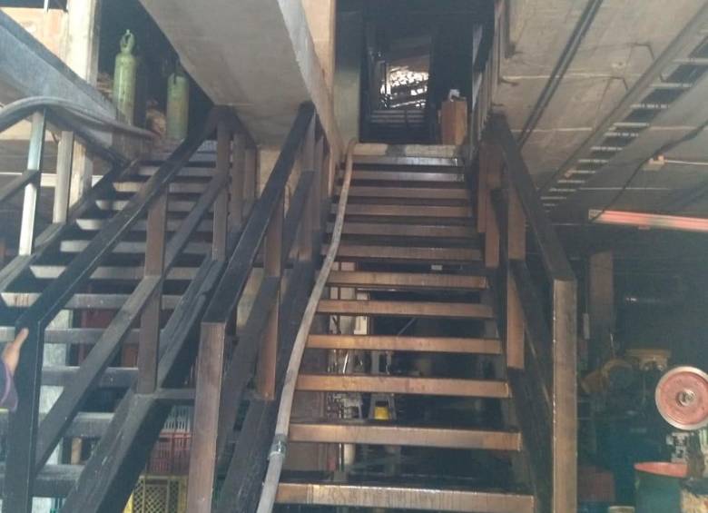 Controlado incendio en el Centro de la Moda, en Itagüí