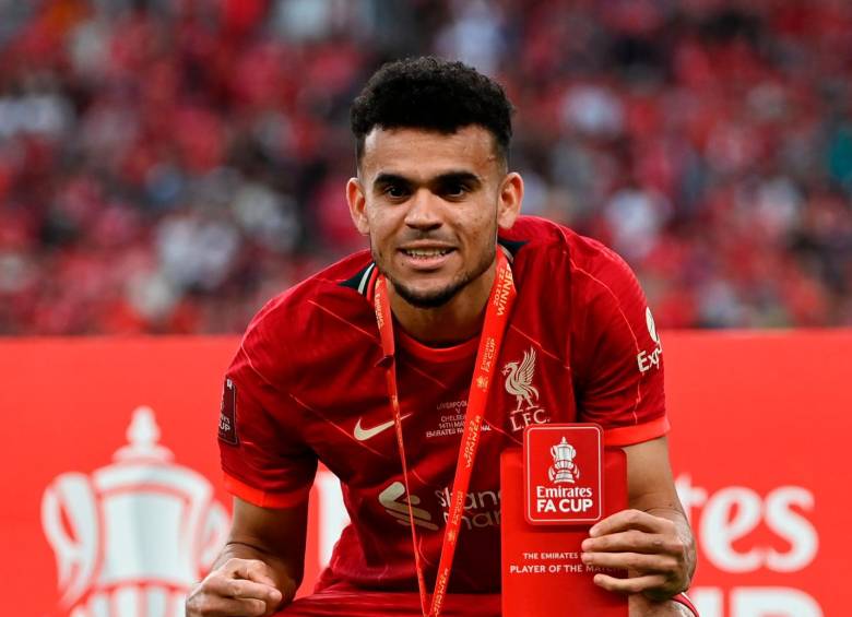 Luis Díaz jugó 97 minutos en la final de la FA Cup entre Liverpool y Chelsea. FOTO @LFC