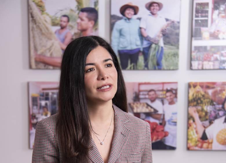 Viviana Araque, presidenta de Bancamía, aseguró que el banco cerró un primer semestre con un crecimiento de cartera superior al 18% y que el 40% de sus transacciones ya se realizan por canales digitales. FOTO CORTESÍA