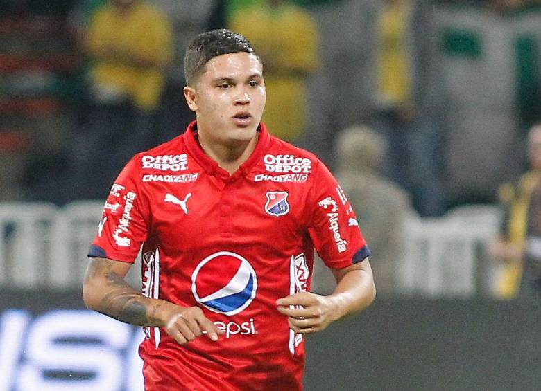 Juan Fernando Quintero vistió la camiseta roja en 2017. FOTO MANUEL SALDARRIAGA