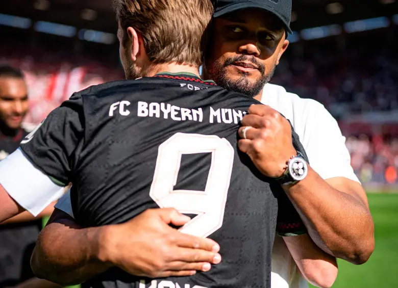 Harry Kane y Vincent Kompany fueron rivales durante 8 temporadas en la Premier League. Hoy, Kompany es el entrenador del Bayern Múnich y Harry Kane es el goleador del equipo. FOTO: X BAYERN