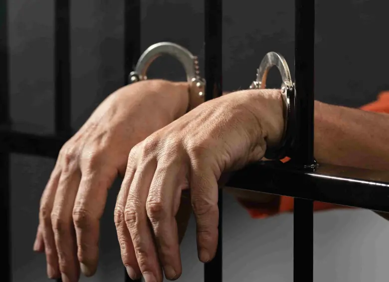 Imagen de referencia. Persona en la cárcel. FOTO: Freepik.