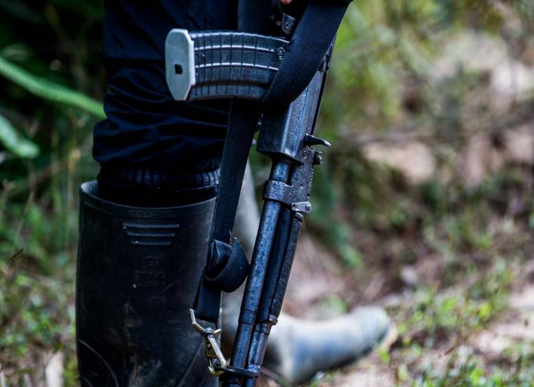 El ladrón atemorizaba a los habitantes locales portando un fusil y pasamontañas. FOTO IMAGEN DE REFERENCIA: JULIO CÉSAR HERRERA ECHEVERRI