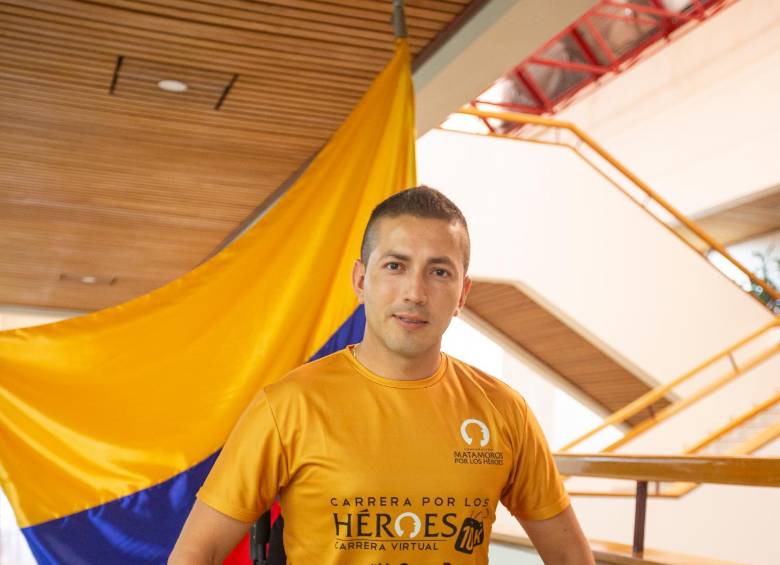 Camilo Andrés Castellanos es el actual campeón nacional de paratriatlón y quiere proyectarse más lejos. FOTO Carlos Velásquez
