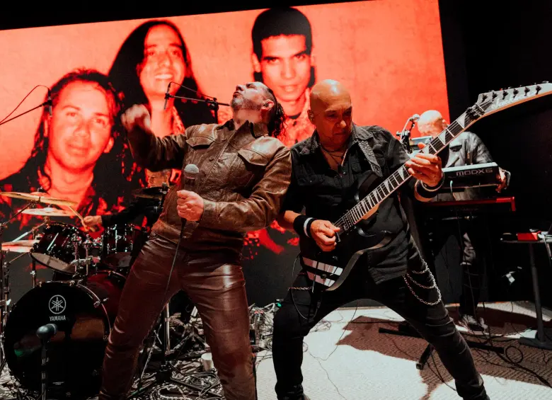 Pedro Pablo Arias y Hugo Restrepo en la presentación del Kraken II remasterizado. FOTO Cortesía