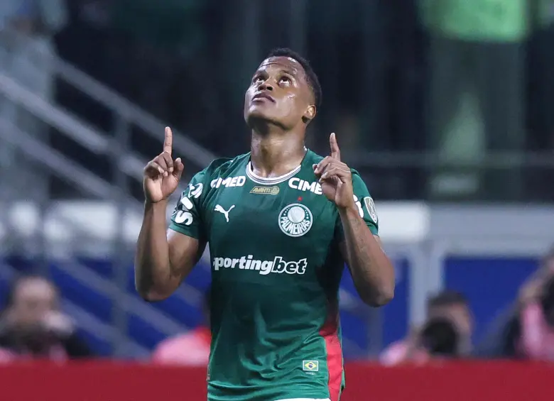 El futbolista chocoano del Palmeiras, Jhon Arias, está pendiente de su departamento aún cuando sigue concentrado para el partido de Libertadores contra Cerro Porteño. Foto: GETTY
