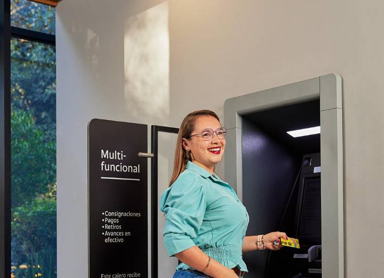 Bancolombia cuenta hoy con más de 5.100 cajeros electrónicos, lo que representa más del 30% de todos los dispositivos del sistema financiero nacional.