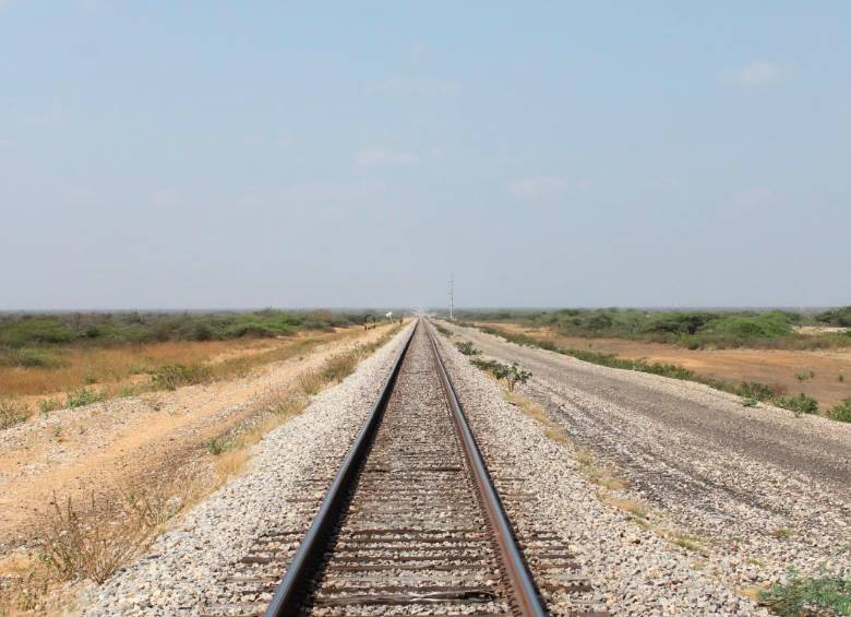 Cerrejón rechazó el atentado contra su línea férrea en La Guajira, el quinto ataque registrado este año contra infraestructura de la compañía. FOTO cortesía Cerrejón