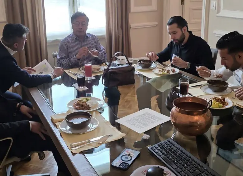 Amigo de Saade y especialista en procedimientos alternativos: ¿quién es el “médico de la Sierra” que inyecta a Petro en la cabeza? 