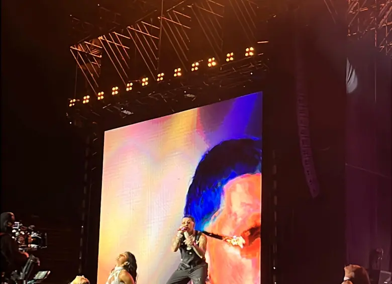 El artista paisa reunió a más de 42.000 asistentes en el concierto más importante de su carrera. FOTO: EL COLOMBIANO