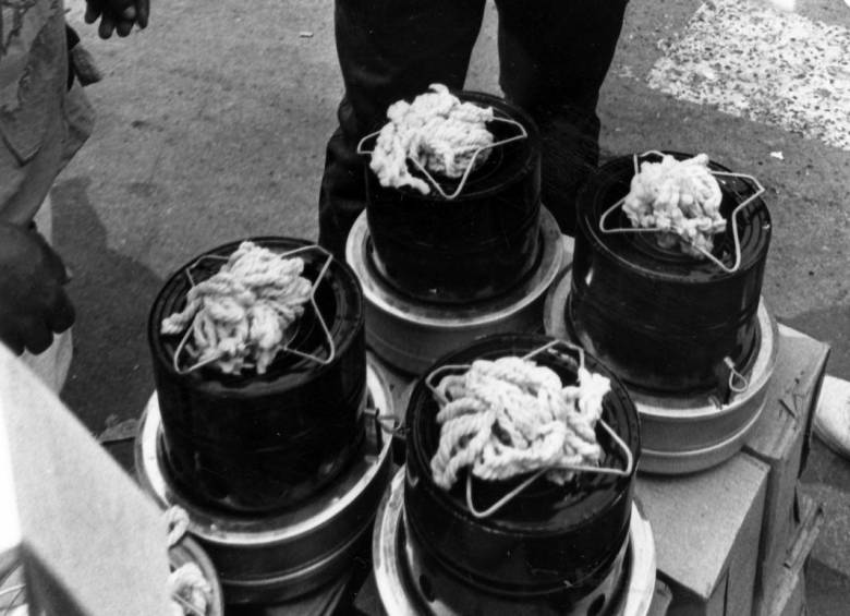 Durante el apagón, miles de familias acudieron al fogón de petróleo para cocinar sus alimentos. FOTO: Archivo EL COLOMBIANO
