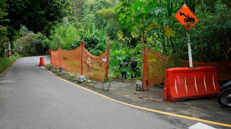 ¿Le ha tocado derrumbe en El Escobero? Comenzaron obras de mitigación en este y otros 4 puntos de riesgo de Envigado 