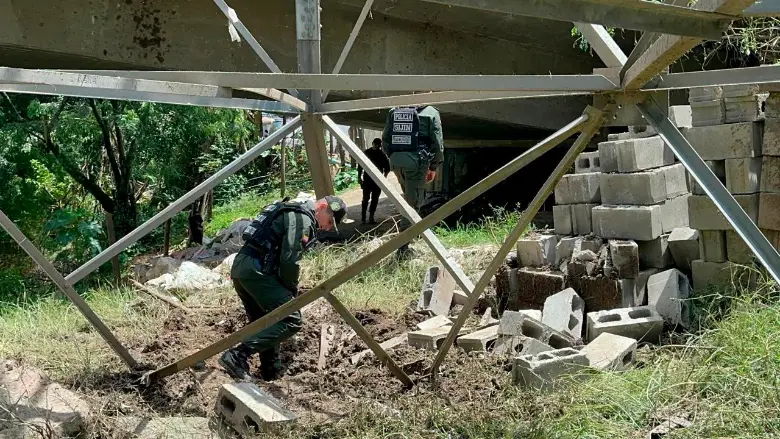 En la zona se encuentra la Policía haciendo labores de inspección. FOTO Cortesía Meval