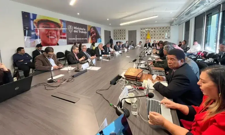 Arranca la negociación clave del salario mínimo que impactará a 7,4 millones de trabajadores en Colombia. FOTO: MinTrabajo.