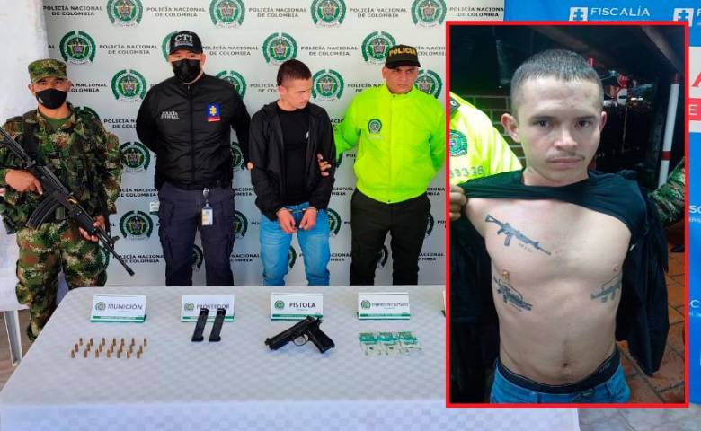 Alias “Machín”, subcomandante de la disidencia del frente 36, fue detenido en Santa Rosa de Osos; en el recuadro, sus tatuajes de fusiles. FOTOS: CORTESÍA.