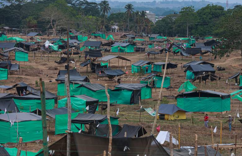 La Hacienda Santa Helena es considerada la invasión de tierra más grande de Colombia, las familias empezaron a asentarse allí desde marzo de 2024. FOTO cortesía