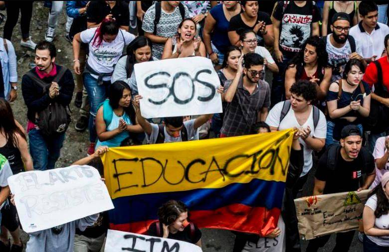 El plantón convocará a los estudiantes de toda la ciudad frente a La Alpujarra. 