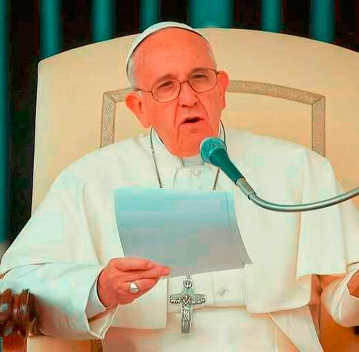 Cardenales conservadores critican al papa Francisco por bendecir las parejas homosexuales y destacar el papel de la mujer en la iglesia. Foto: Colprensa. 