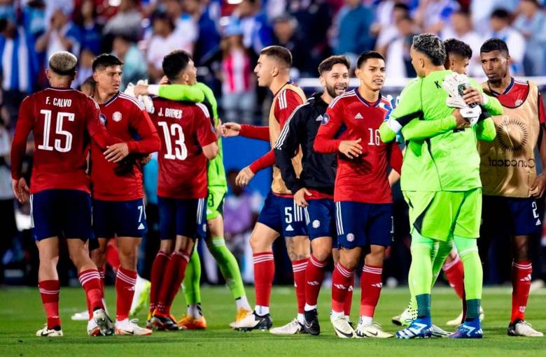 Costa Rica celebra su clasificación a la Copa América en la que se medirá ante Colombia, Brasil y Paraguay. FOTO TOMADA @CopaAmerica