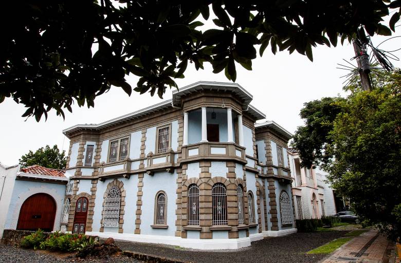 Castillo Prado es un ambicioso proyecto que busca convertir al barrio Prado en epicentro de eventos culturales y de arte. Abrió en septiembre. FOTO Julio César Herrera