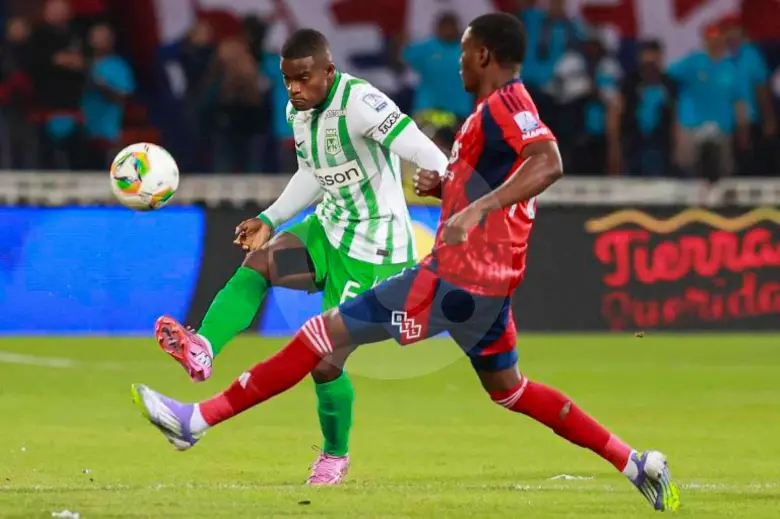 Atlético Nacional y DIM se miden por el duelo de ida de la final de la Copa Betplay en el Atanasio Girardot. FOTO MANUEL SALDARRIAGA 