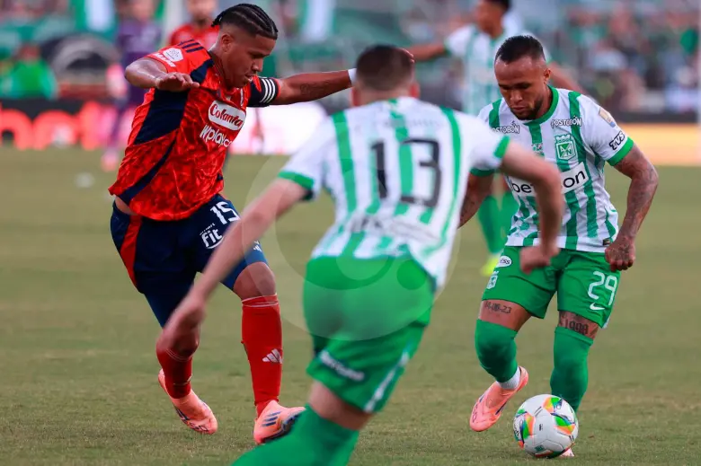 Atlético Nacional y DIM se miden por el duelo de ida de la final de la Copa Betplay en el Atanasio Girardot. FOTO MANUEL SALDARRIAGA 