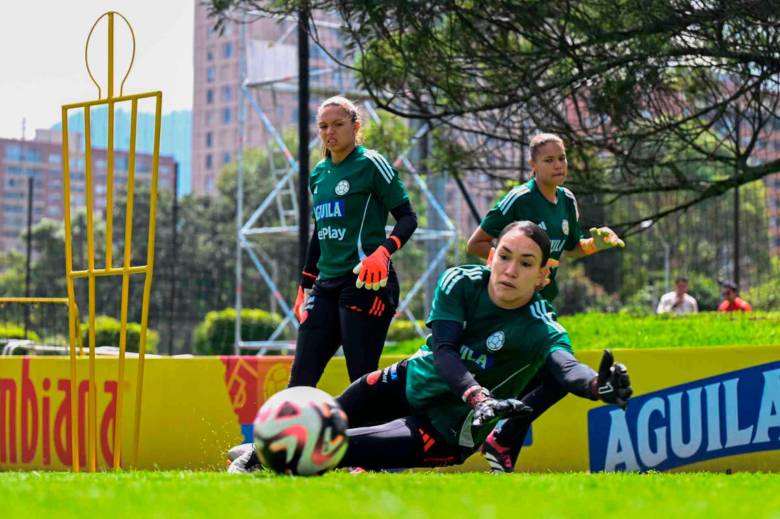 La Selección Colombia femenina mayores se mantiene en el top-25 de mejores equipos del mundo, que es liderado por Estados Unidos. FOTO CORTESÍA FCF