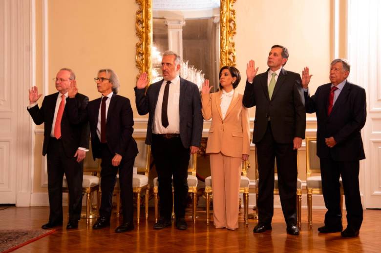 El presidente aseguró que las embajadas no serán premios hereditarios. FOTO: CORTESÍA PRESIDENCIA