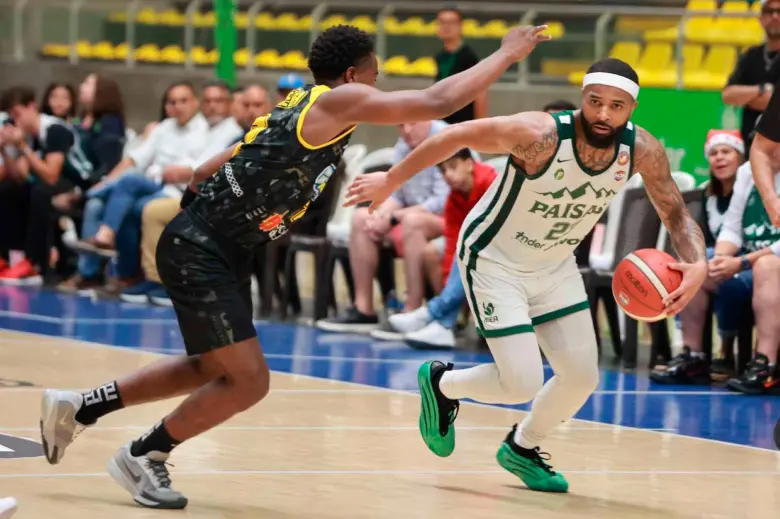 El norteamericano Marcus Crawford es una de las cartas fuertes de Paisas en la Liga Profesional de Baloncesto, en busca del bicampeonato. FOTO MANUEL SALDARRIAGA