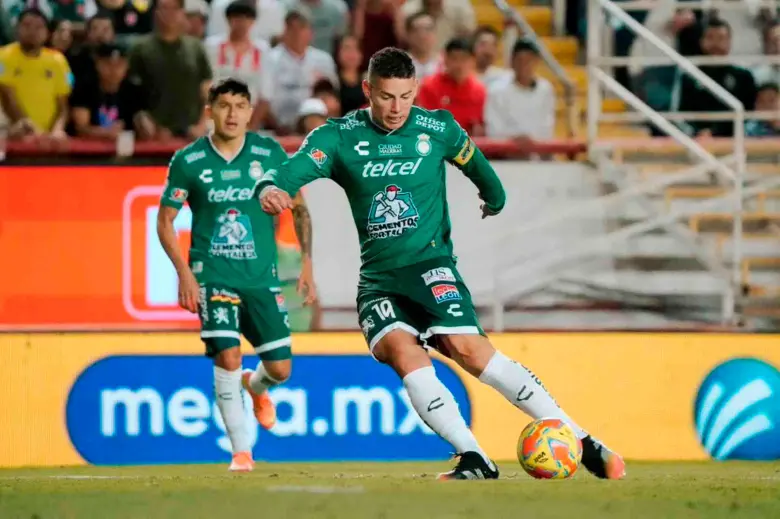 El colombiano James Rodríguez podría quedarse por fuera del Mundial de Clubes por una decisión de la Fifa. FOTO TOMADA X@clubleonfc