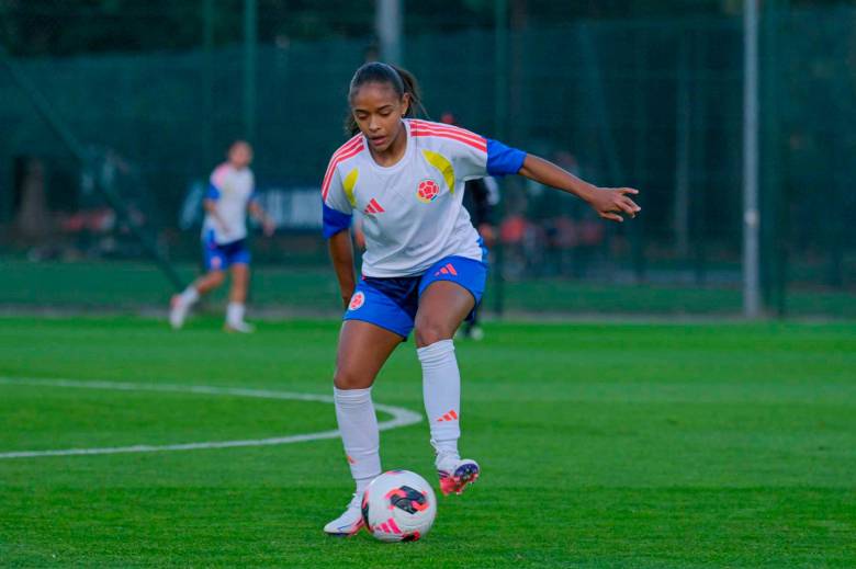 La antioqueña Mariana Mosquera es una de las figuras que tiene la Selección Colombia femenina sub-20 que disputa el Mundial de la categoría en Polonia. FOTO CORTESÍA FCF