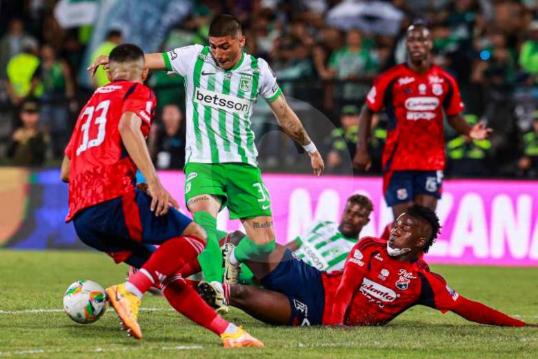 Desde este viernes, 16 d enero, vuelve el fútbol profesional a Colombia con el arranque de la primera fecha de la Liga Betplay-1 2026. FOTO MANUEL SALDARRIAGA