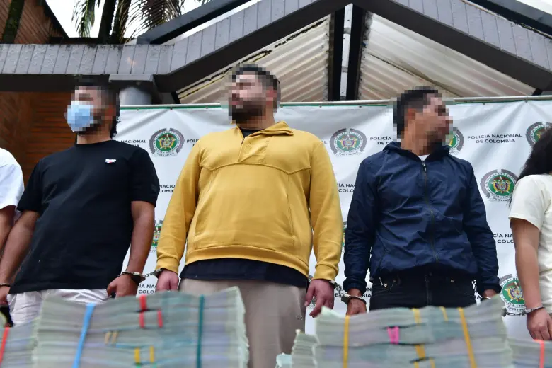 Así fue como la Policía Nacional y la Fiscalía General de la Nación desarticularon una peligrosa red de estafas digitales. FOTO: Policía Nacional