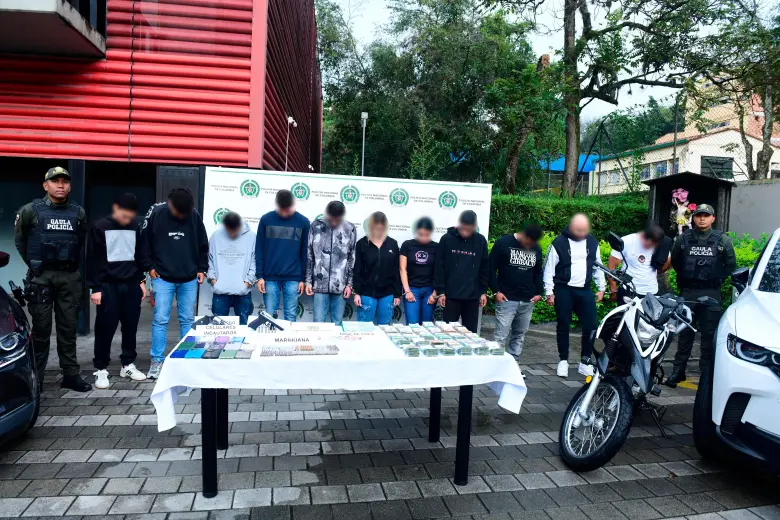 Desmantelan temida banda de Aranjuez: les incautaron armas, camionetas de alta gama y $216 millones en efectivo