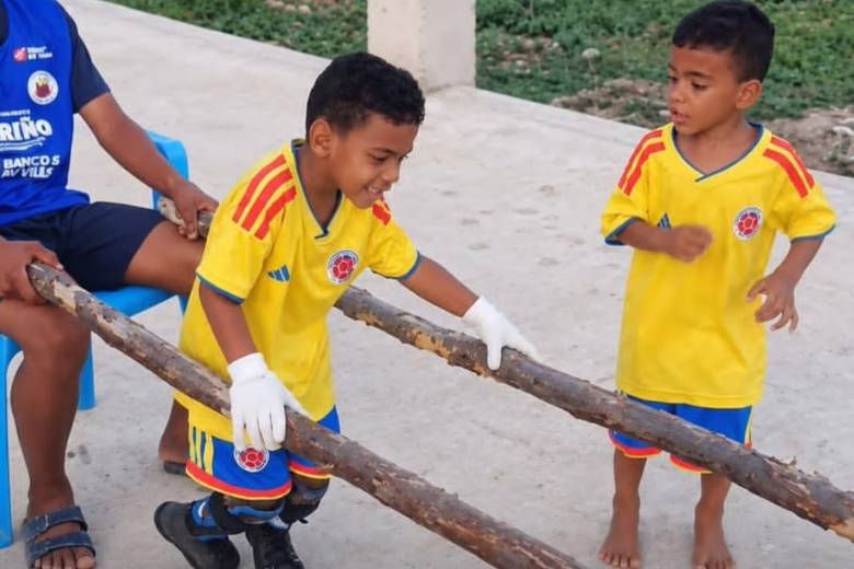 Keylor quiere mejorar su movilidad y Keyler lo motiva a hacerlo. FOTO: Instagram @soykeylor - @viveelmeta