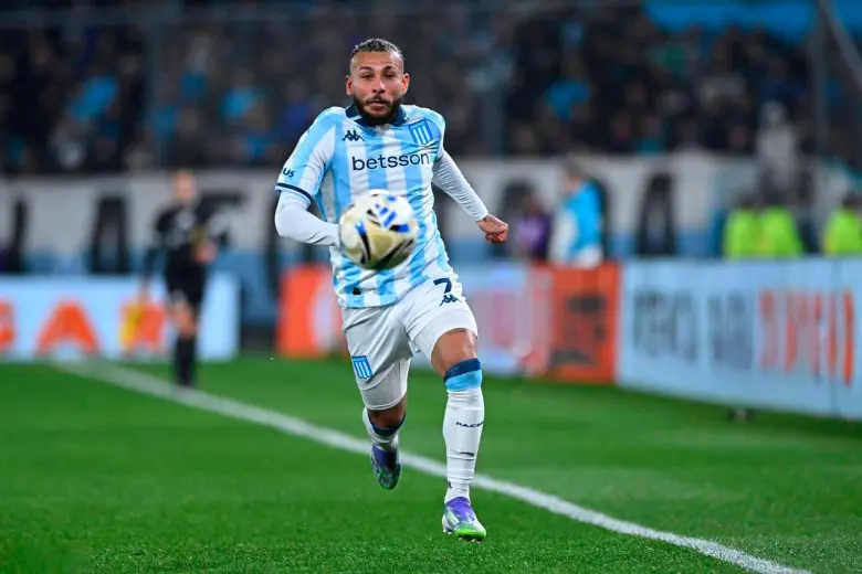 El delantero Duvan Vergara, actualmente en el Racing de Argentina, es uno de los que tienen un gran presente en el fútbol del sur del continente. FOTO GETTY 
