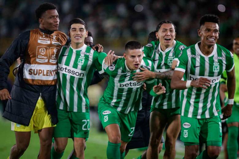 Con su victoria 2-3 a domicilio en Bogotá, Atlético Nacional llegó a 18 puntos y es segundo en la tabla de posiciones de la Liga BetPlay. FOTO COLPRENSA 