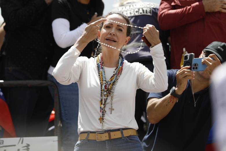  La líder opositora ha hecho varios intentos para ingresar a Venezuela, sin embargo, no han sido posibles por diferentes circunstancias logísticas o de restricciones. Foto: Pedro Rances Mattey/ Getty Images