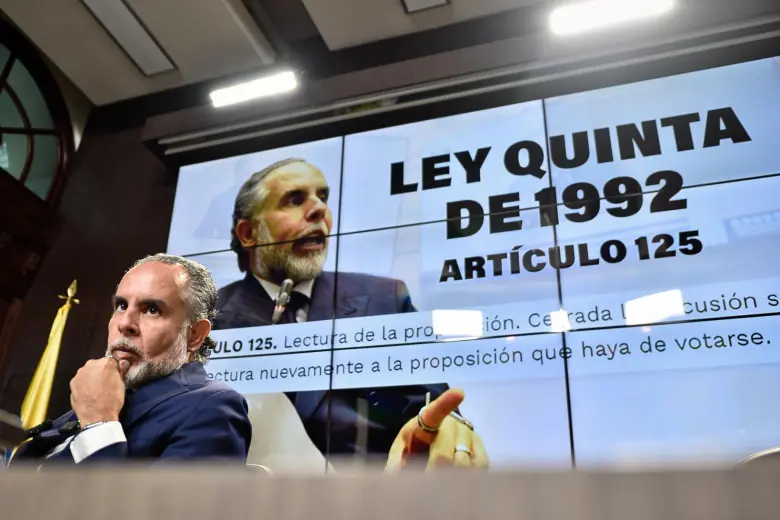 El ministro del Interior Armando Benedetti insistió en que, si el Senado no se pronunciaba sobre consulta popular, el Gobierno Nacional convocará a elecciones para realizarla. FOTO: Colprensa - Cristian Bayona