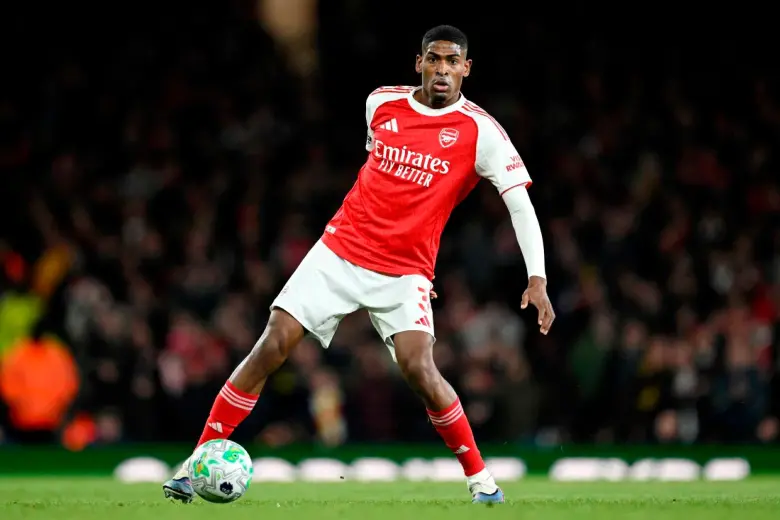 El defensa Christian Mosquera nacido en Alicante de padres colombianos y que milita en el Arsenal fue convocado a la selección de España. FOTO GETTY