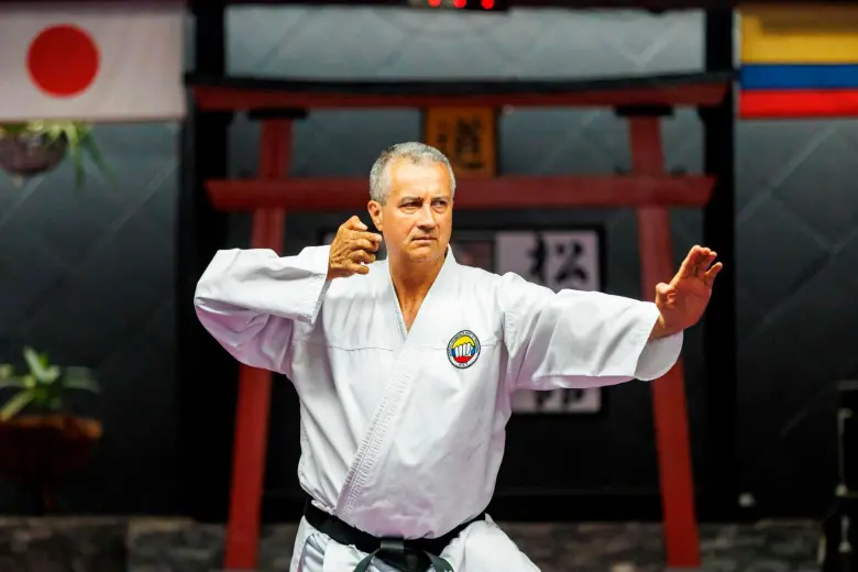 Barlaam Pizarro, fundador del Instituto Colombiano de Karate Tradicional (ICKT), entidad que realizará el Campeonato Nacional este domingo en la Universidad de Medellín. FOTO CAMILO SUÁREZ