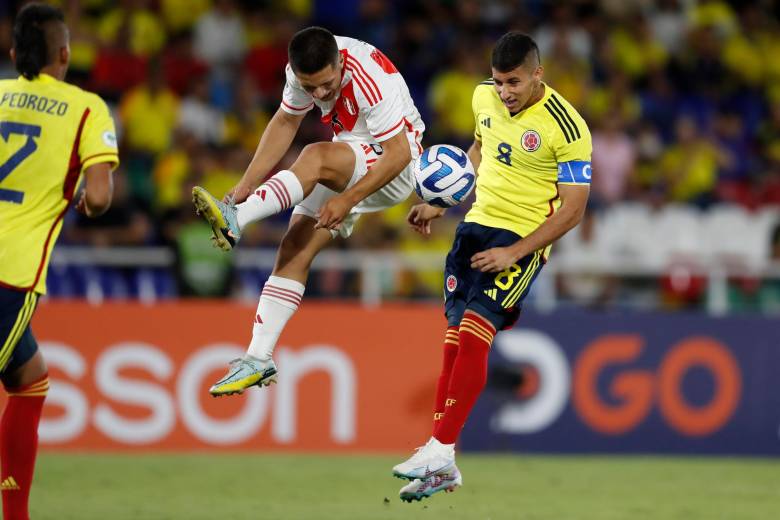 Colombia disputa el segundo juego del Sudamericano ante ante Perú en el Pascual Guerrero. FOTO EFE