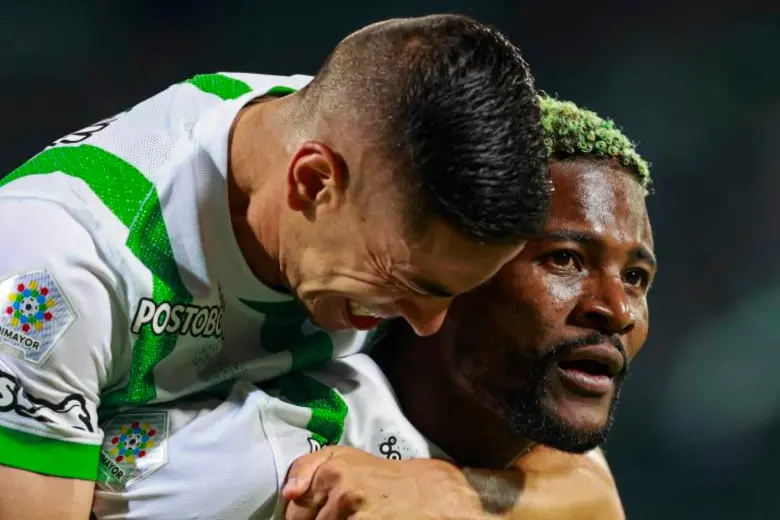 El delantero Dairon Asprilla vivió un momento de tensión con algunos aficionados de Atlético Nacional en el duelo amistoso ante Cruz Azul, FOTO: Manuel Saldarriaga