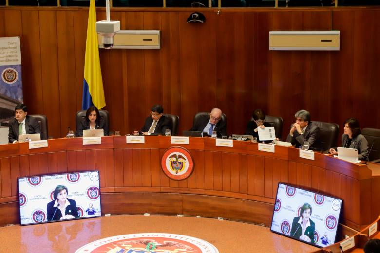 Los magistrados de la Corte Constitucional solicitaron a la Fiscalía que investigue si son reales las interceptaciones telefónicas ilegales. FOTO Colprensa