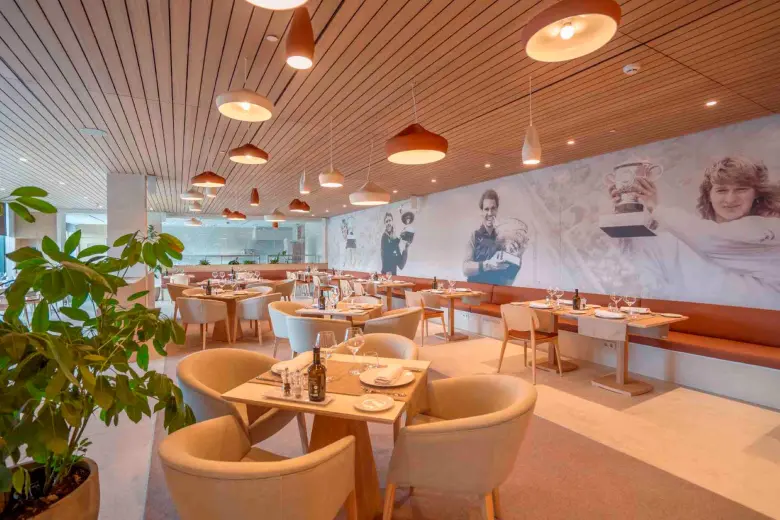 Este es el restaurante Roland Garros que está ubicado dentro del complejo deportivo. FOTO Cortesía