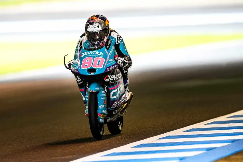 El piloto colombiano espera tener una buena presentación este sábado con su moto y poder alcanzar la pole position para el Gran Premio de Silverstone, en Inglaterra. FOTO TOMADA @ASPARTEAM