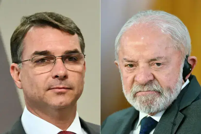 En la imagen, Flávio Bolsonaro (izquierda), candidato de derecha a la Presidencia de Brasil, y Luiz Inácio Lula da Silva (derecha), actual mandatario y aspirante a un cuarto mandato, son los principales contendientes en las elecciones de octubre. Foto: AFP