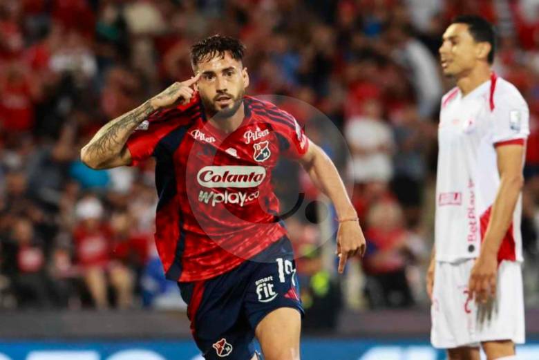El delantero Francisco Fydriszewski que ajusta dos tantos en los cuadrangulares, comandará la artillería del rojo para el duelo en Barranquilla. FOTO MANUEL SALDARRIAGA 