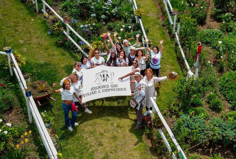 Fueron 18 mujeres las que visitaron la finca silletera de la Familia Londoño en el corregimiento de Santa Elena. FOTO: Camilo Suárez