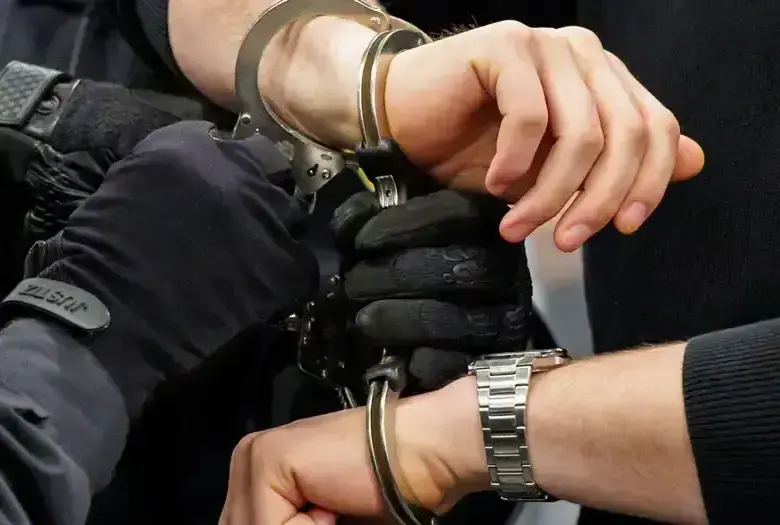 El joven estaba en medio del trámite para solicitar la residencia. Imagen de referencia. FOTO: AFP